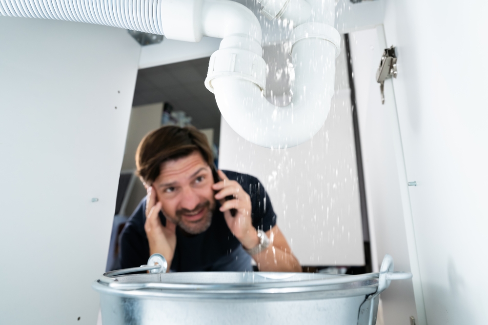 When to Call a 24/7 Plumber (and When You Can Wait Until Morning)